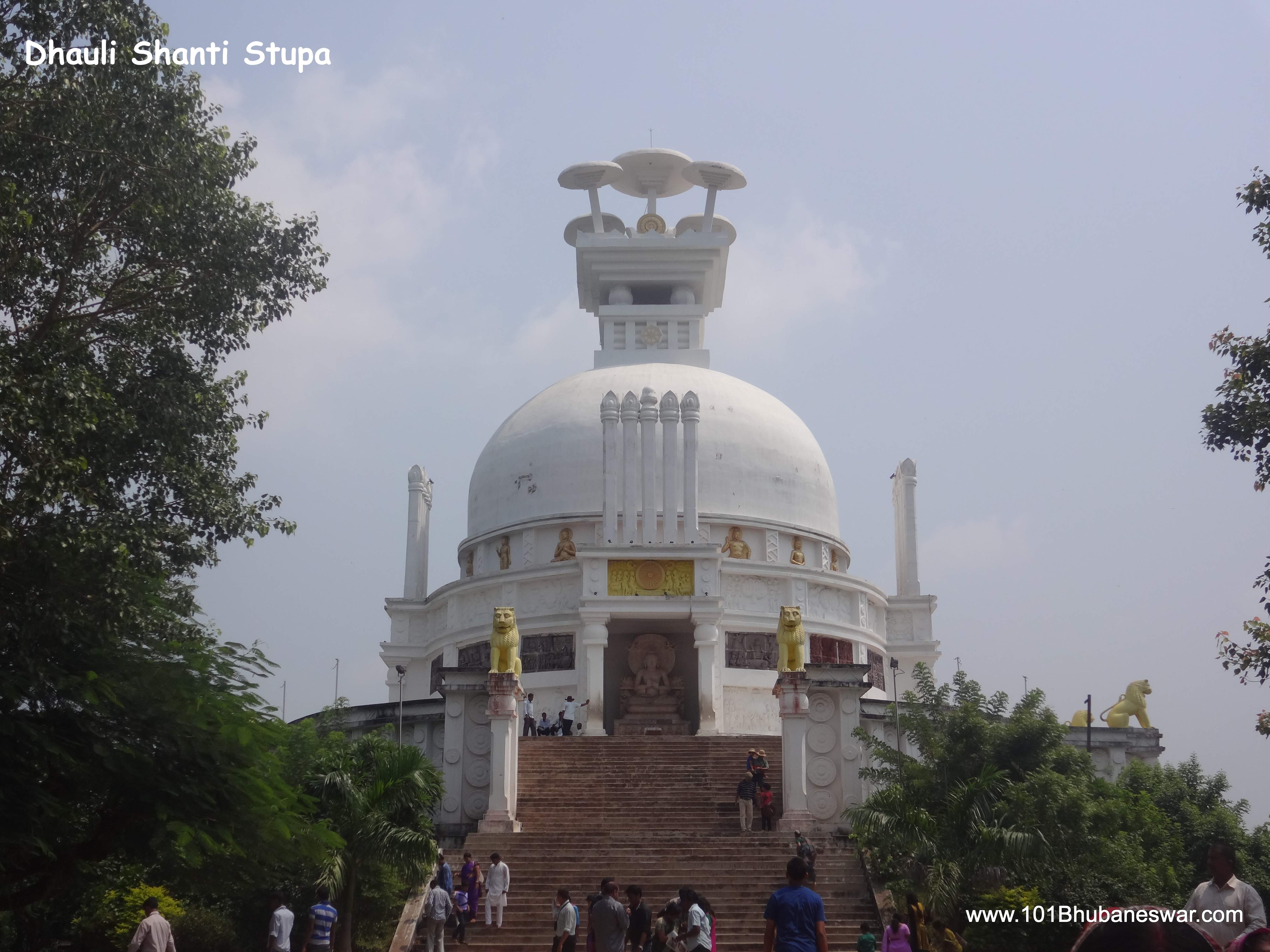 Dhauligiri Shanti Stupa